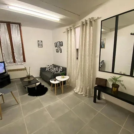 Aix Centre Proche Mairie Apartment